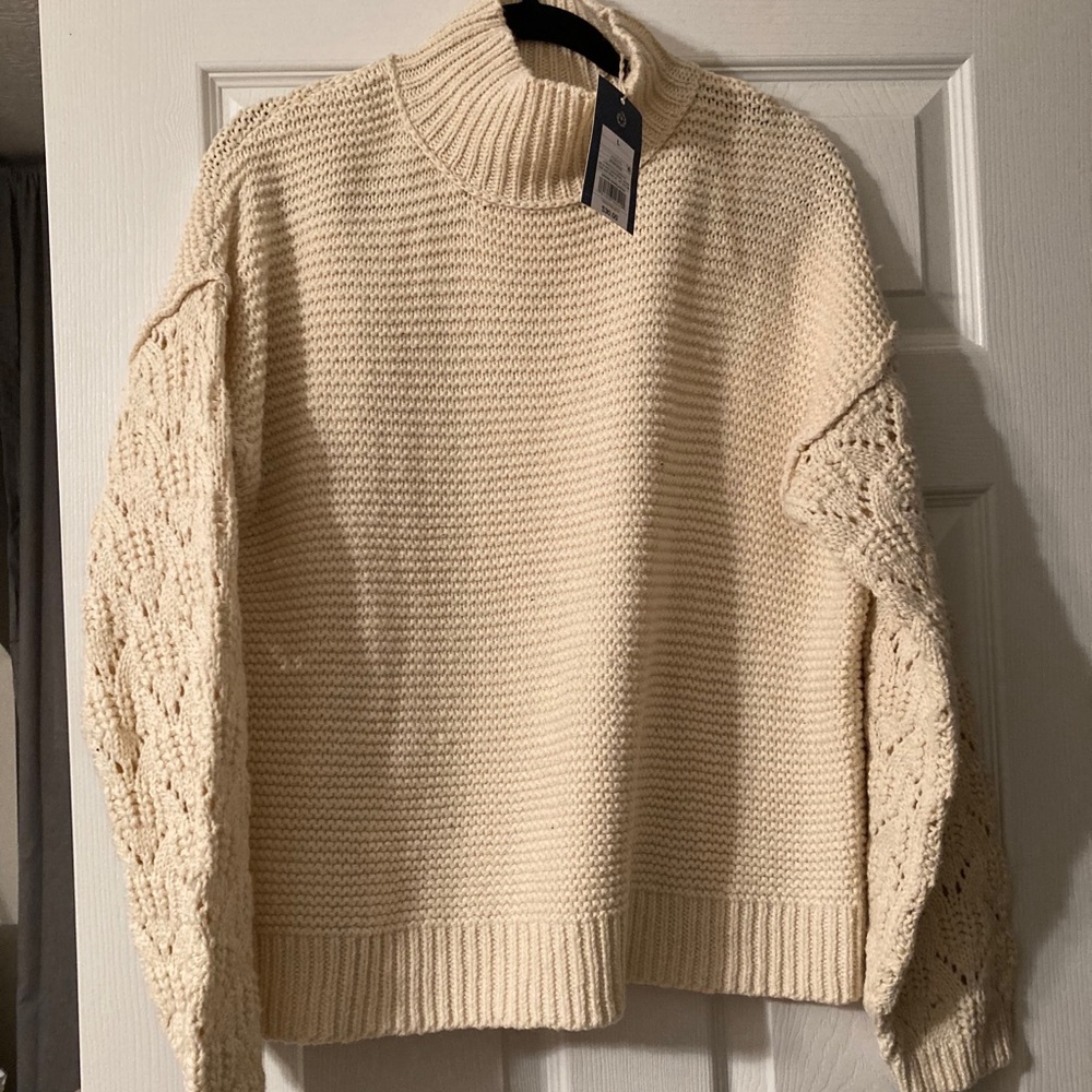 Universal Thread Winter White Sweater L